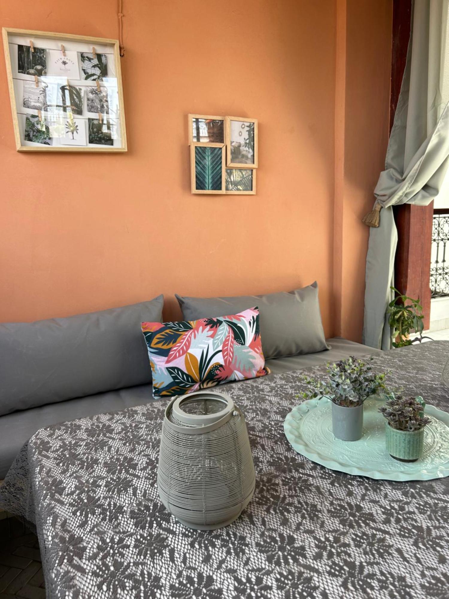 Riad Amazing Amazigh Avec Jacuzzi Petit Dejeuner Compris Avec Aussi Chambres Familiales Pres De La Place Jemaa El Fna Marrakesh Eksteriør bilde